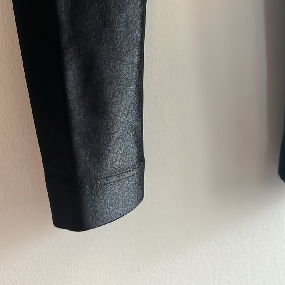 Koral Lustrous High Rise cropped leggings - Picture 5 of 6